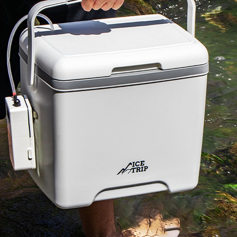 New-style fishing tank, field-fished shrimp tank, small-scale fishing tank with a pump of oxygen, aerobics to keep the shrimp tank warm